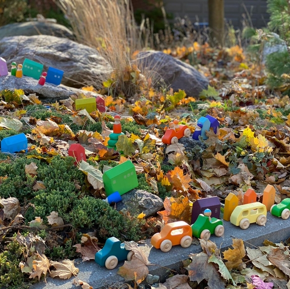 7 wooden cars for open ended play - Picture 2 of 9